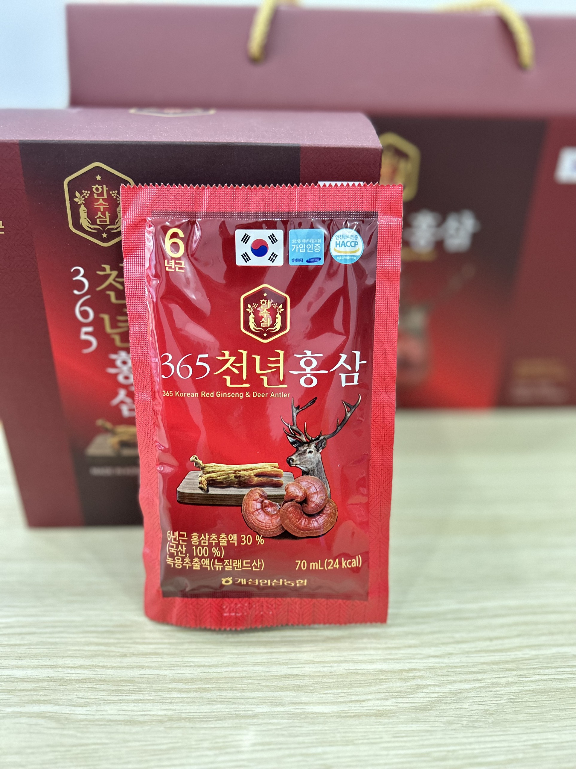 Nước Hồng Sâm Nhung Hươu Linh Chi 365 Hàn Quốc (70ml x 20 gói)